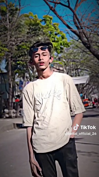 সবে কিছুকিছু শিখা: বেল্লাল অফিসিয়াল পেজ