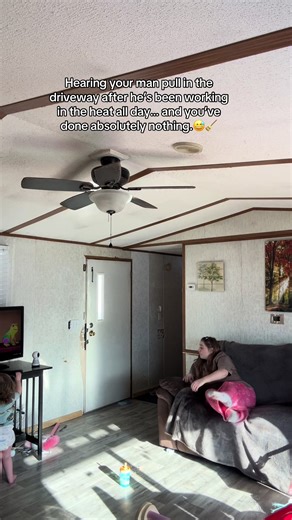 Realistic Mom Life: Balancing Work and Home Chaos