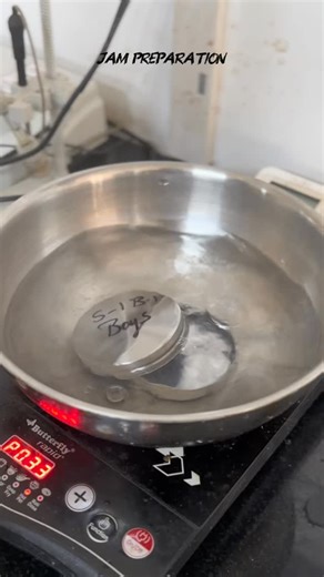 Kl college of agriculture🌿 on Instagram: "Jam preparation..!! #agriculturestudent #agriculturelife #instalike #fyp #klcollegeofagriculture"