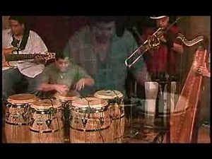 Giovanni Hidlago performs for Congahead