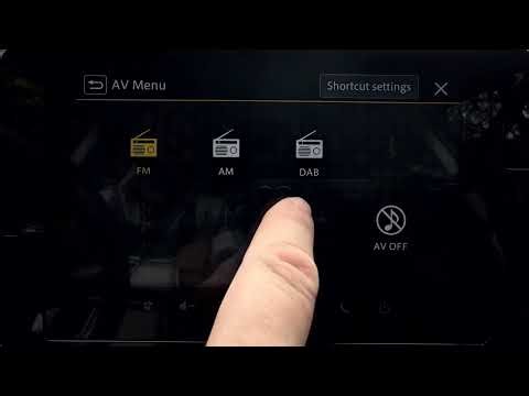 Wie ändere ich die Radioquelle im Suzuki S-Cross (SX-4)?