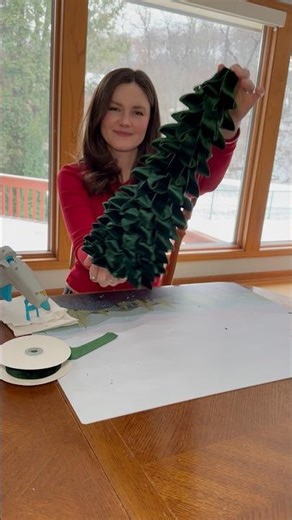 How to make a DIY ribbon Christmas tree 🌲#christmascrafts #craftwithme #christmasdiy