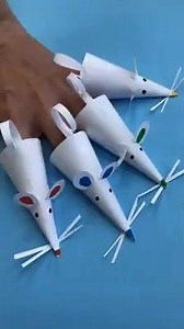 10K views · 85 reactions | Explore circles, and quarters, colours and shapes with these super cute, fun and easy Paper Mice Finger Puppets! Aren't they fun?! https://www.redtedart.com/how-to-make-a-paper-mouse-finger-puppet/ | Red Ted Art | Facebook