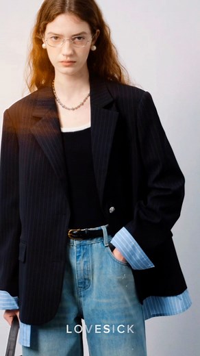 “Thanh lịch không cần cố gắng — chỉ cần một chiếc blazer chuẩn gu ✨ | 𝐋𝐨𝐯𝐞 𝐒𝐢𝐜𝐤