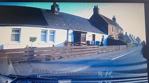 "Hi, can you post this to see if anyone recognises this… he pull out on a red light which caused me to brake and the driver behind me go into my car which wasn’t her fault, was only able to capture the start of the reg plate. Thanks this was on way to balmullo" | Fife jammer locations