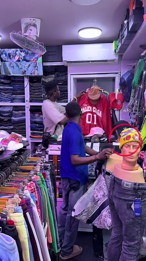 Compton shop Brazzaville 🇨🇬🇨🇬🇨🇬🔥🔥 Poto poto rue Mbochis 111 avant Madoukou de Ouenze Tel: 055488709