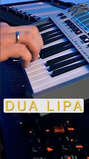 Dua Lipa - Don't Start Now (Studio Performance)