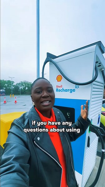 Road Trip Essentials: Navigating with Zapmap in an Electric Car