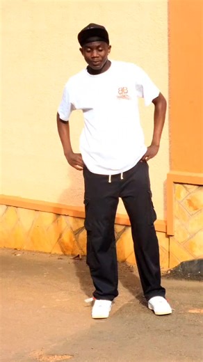 @.dancematrix.🇺🇬🇿🇦 (@.dancematrix)’s videos with original sound - @.dancematrix.🇺🇬🇿🇦