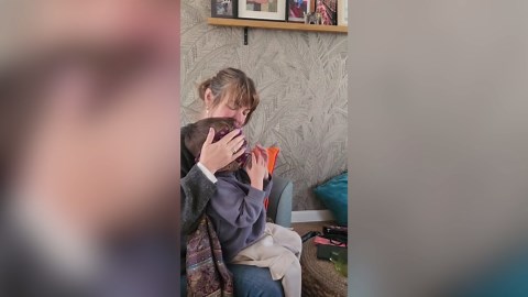 Kid freaks out after mum and grandma play viral Nutella and orange prank on him