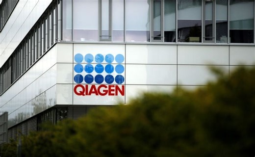 Qiagen étudie des options stratégiques face à un regain d'intérêt pour un rachat, selon Bloomberg