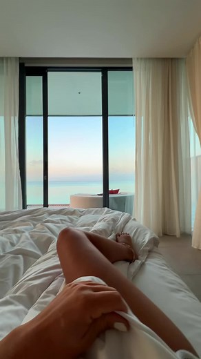 Maldives Overwater Bungalow Experience at So Maldives 🇲🇻