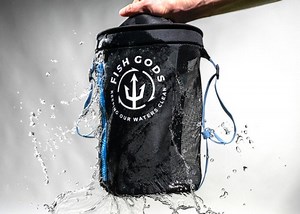 Clean Earth Bag designed for the outdoors and to combat plastic pollution