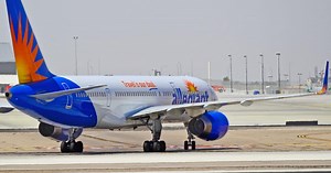 Allegiant Air pilots to picket over work conditions