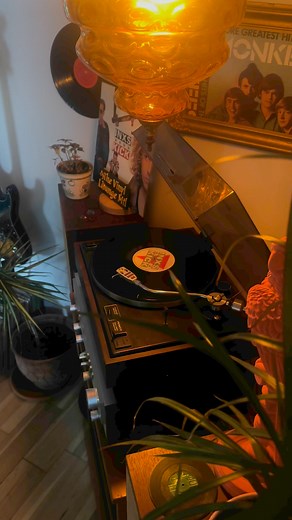 Is it really? 😂 “Need You Tonight” is basically a musical booty call, with lines that could work if you’re Michael Hutchence (“All you got is this moment,” “There’s something about you girl that makes me sweat”), but would get the rest of us laughed out of the room. It’s not clear how his night ends, but he takes his best shot at the end!!! “Need You Tonight”, INXS, 1987 from album Kick......#inxs #needyoutonight #80s #80smusic #thevinylloungemtl #vl #vinylmontreal #vinyl #vinylcollection #viny