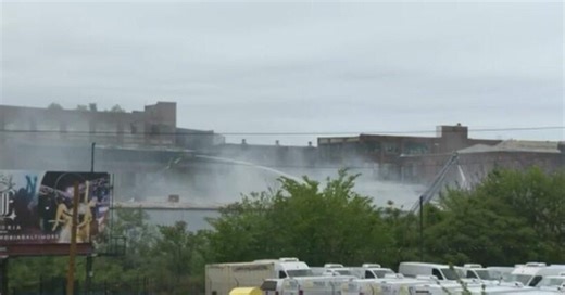 Baltimore warehouse catches fire, no injuries reported