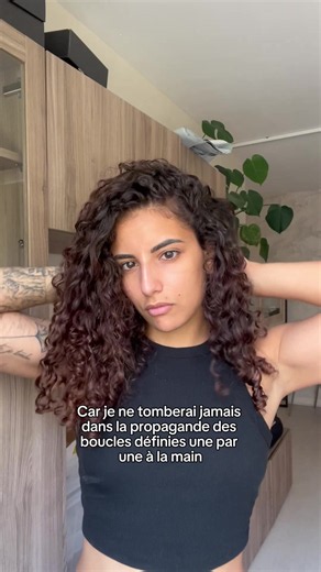 Routine cheveux bouclés avec Les Secrets de Loly — résultat rapide