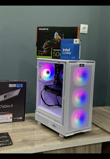 #gamingsetif CONFIG : CPU INTEL I5 14400F CM INTEL MSI PRO B760M-P DDR4 RAM DDR4 MAGMA 32GB 16*2 3600 MHZ RGB WHITE SSD M2 NVMe MSI SPATIUM M371 500GB GEN3 2.4GB par Sec GPU RTX 5060 TI 8GB GIGABYTE WINDFORCE OC PSU ACER AC650 80 BRONZE FULL MODULAR BLACK CASE NOX APEX FLOW 4FAN RGB WHITE MONITEUR DAHUA LM25-E231BN 200HZ IPS 25 POUCE FHD COMBO CLAVIER MECANIQUE MOUSE GAMING GAMDIAS HERMES E6 2IN1 اذا حاب تطلب اي شيء متوفر عندنا اتصل بنا نحن في الخدمة و التوصيل لباب الدار و الدفع عند الاستلام ‎‏‎
