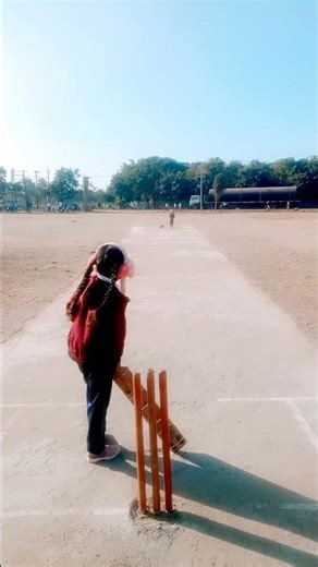 Cutest clean bowled ever 😛#cricket #cleanbowled #shortsfeed