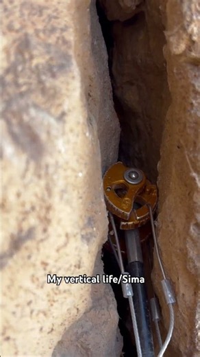 How to place Trad gear on lead climbing