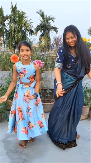 Purab Se Purbi Hawa🪂#nagpurioldsong #oldisgold #trendingshorts #nagpurimusic