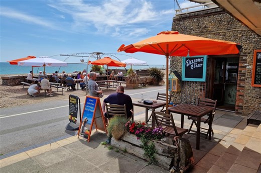 16 of the best pubs in Worthing according to readers – and there's something for everyone
