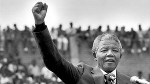 Nelson Mandela, ejemplo de lucha sin violencia - UNAM Global