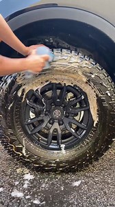 Give your wheels the ultimate clean with Sticky Citrus Wheel Cleaner Gel and Orange Degreaser!💪 Sticky Citrus Wheel Cleaner Gel is a thick viscous gel that clings onto your wheels and uses citrus based power to break down layers of grime and brake dust. Pair it with the intense cleaning power of Orange Degreaser to give your tires a deep clean to ensure all the grime is knocked off and your coat of dressing has the best bond possible. What is your go-to Chemical Guys wheel cleaner? https://www.