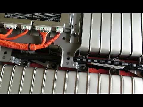 Inside the Renault Kangoo ZE battery box