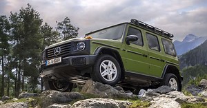 Mercedes Takes The G550 Back To Its Roots