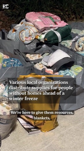 Ahead of a winter freeze that will impact Texas, local Houston volunteers with prepare to distribute blankets, coats, socks and thermal gear to the homeless. #txwx #Houston #WinterFreeze #foryou