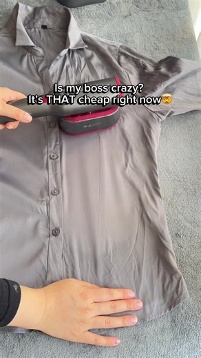 Quick and Easy Wrinkle-Free Clothes Hack