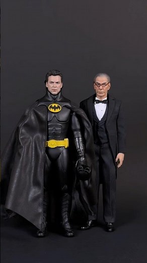 Hot Toys Batman Returns mms770 Review #HotToys #Batman #ActionFigures