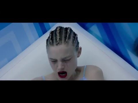 The Neon Demon - Official UK Trailer (2016)