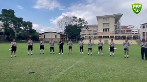 The Women’s National Team started their training today by paying tribute to those who gave the ultimate sacrifice in defense of the nation. 🇵🇰 #PakistanFootball #DilSayFootball #defenseday | Pakistan Football Federation