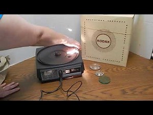 VTG 1960s Kodak Carousel 650 Slide Projector w/Wired Remote & Original Box EUC
