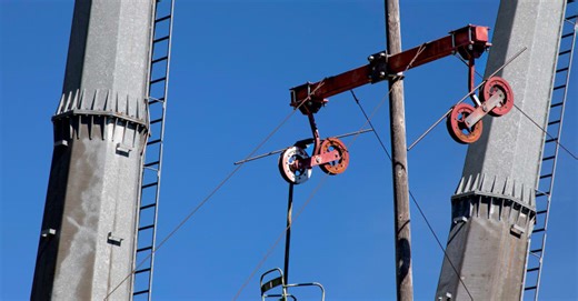 The first ski lift in Italy, built from the scraps of WWII tanks