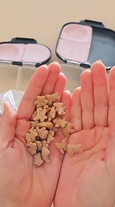 398K views · 720 reactions | Broccoli in the lunchbox without them even knowing?!  Check this out! Also a super easy, super delicious dinner or dinner side 奈復狼 Save, give it a go and let me know what you think!  #hiddenveggies #easylunchboxsnack #bboxlunchbox #kidsapproved #kidsrecipes #lunchboxideas | Lunchbox Mini | Facebook