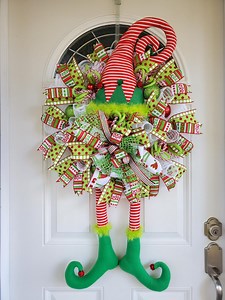 Whimsy Elf Wreath With Hat and Long Legs, Elf Mesh Wreath, Hollidays Season Wreath, Hollidays Door Decor, Christmas Door or Wall Decor. - Etsy