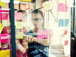 Hvad er agil projektledelse og Scrum?