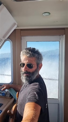 Με φορτωμένο τον καιρο πάνω απ το Γλαρονησι με το καΐκι πολεμω να ρθω στο κουφονησι @Παναγιώτης Μαυρος #Μικρεςκυκλαδες #aeoliafans #koufonisi #κωβαιοι #schinoussa