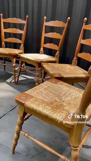 A set of six Spanish country-style carved wood ladder-back dining chairs with woven rush or wicker seats. A set of 6 vintage French Provincial oak ladder-back dining chairs with rush seats. Pick up Karen ☎️0769133883