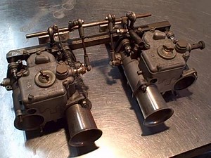 Just a quick video showing this Classic MINI A-series split WEBER 45 DCOE Carburettor Setup. Never used these, or worked on them before, so was wondering if anyone who has had some experience with these, could share their opinion on them? In one hand it seems to be a bit of a waste of carburettor material, but on the other hand it might be a race winning solution? What i do know, is that the throttle linkage setup on them - with brass levers - looks rather nice! Also the 'R.LONGMAN' manifolds lo