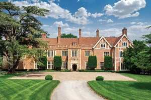 Guildford Manor is an English Tudor Estate...in Pennsylvania [Video] —  Francis York