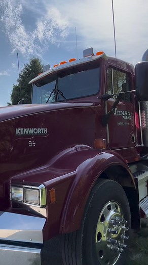 6.1K views · 188 reactions | Cleanest old Kenworth Semi! #farm #farmlife #farming #fyp #reels #familyfarm #agriculture #country #brunt #kenworth #semi #haul | Titman Farms | Facebook