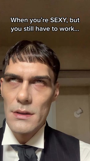 Lurch’s problems🙄 #lurch #wednesday #wednesdayaddams #addamsfamily #netflix