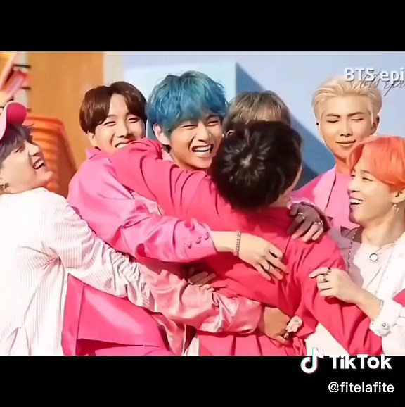 BTS Celebrates Award Win at Formal Event