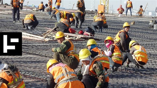 How 1,500 Chinese workers built a railroad in just nine hours