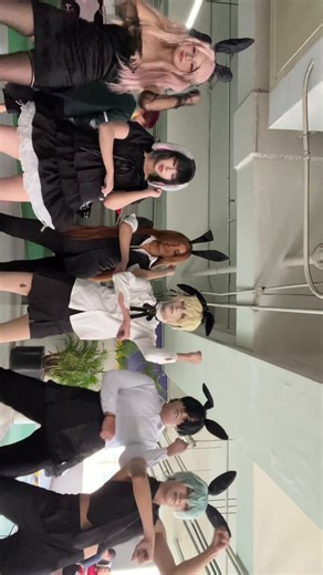 Alien Stage Cosplay Featuring Ivan and Friends