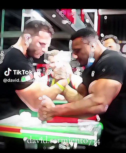 Ermes Gasparini Displays Incredible Strength Against Larry Wheels